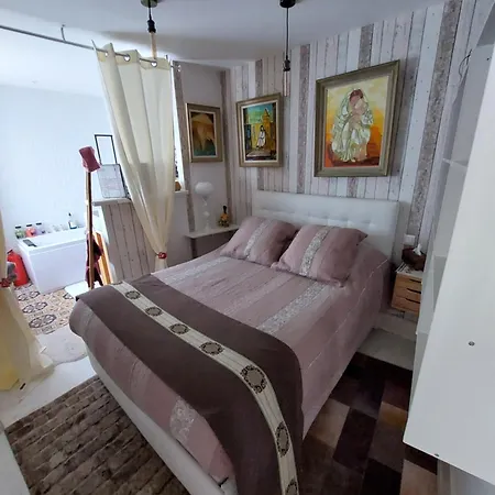 Bed & Breakfast Demeure Prosper 1 D'hote Privative Avec Petit Dejeuner Compris Labegude