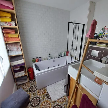 Demeure Prosper 1 D'hote Privative Avec Petit Dejeuner Compris Frühstückspension