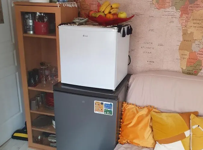 Demeure Prosper 1 D'hote Privative Avec Petit Dejeuner Compris Frühstückspension Labegude